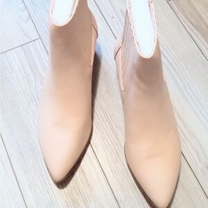 (71-4415) Coutgo Women's Ankle Boots Sz 9.5